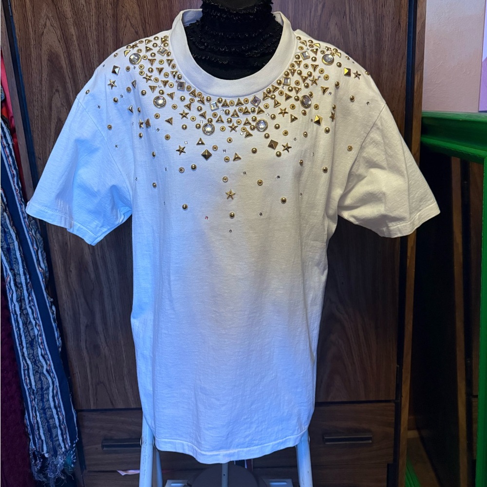 Vintage 100% Cotton White T shirt with Gold embellishments soft and shiny